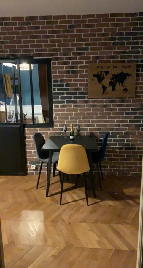 Appartement centre Fontainebleau Esterno foto